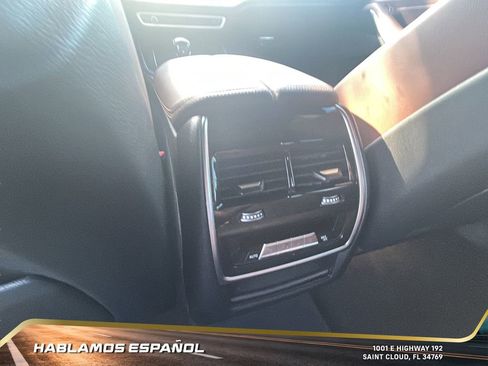 Used 2021 BMW X5 M50i w/ Parking Assistance Package image 28