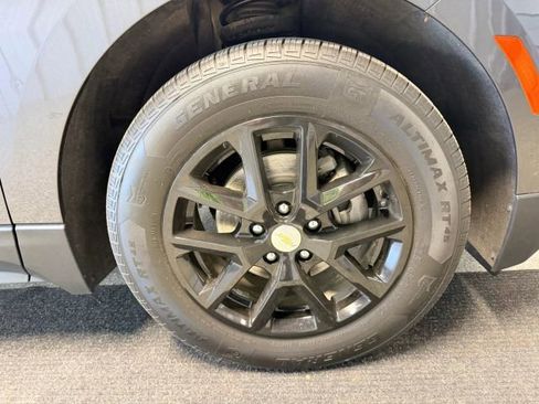 Used 2022 Chevrolet Equinox LT FWD image 15