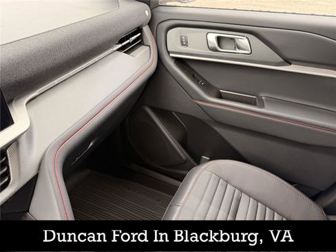 New 2026 Ford Explorer ST-Line w/ ST-Line Street Pack image 20