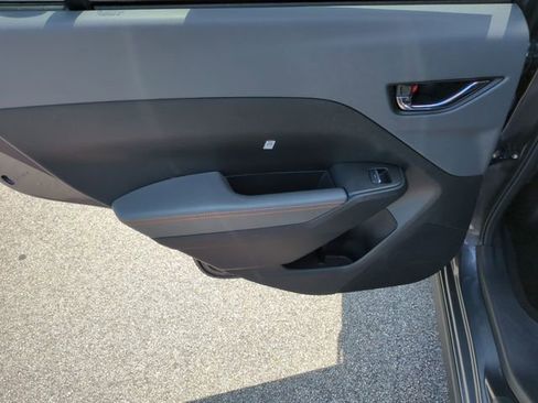 New 2025 Subaru Crosstrek 2.5i Limited w/ Popular Package #3A image 27