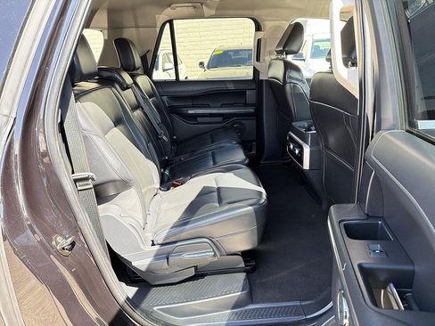 Used 2024 Ford Expedition Max XLT RWD image 26
