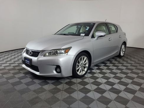 Used 2011 Lexus CT 200h Premium image 7