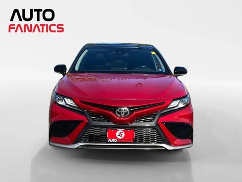 Used 2021 Toyota Camry XSE FWD image 8