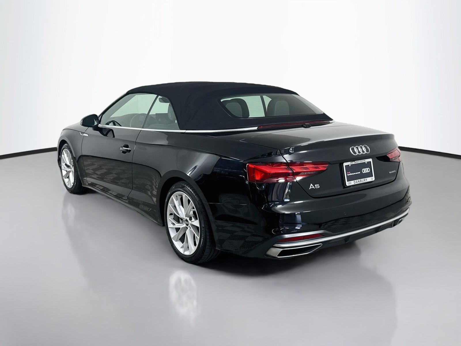 Certified 2022 Audi A5 2.0T Premium w/ Convenience Package AWD/4WD image 3