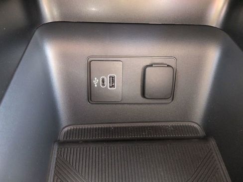 New 2026 Ford Explorer ST-Line image 24