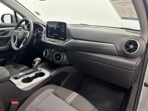 Used 2024 Chevrolet Blazer LT w/ Convenience Package FWD image 27