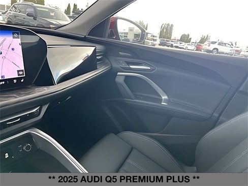 New 2025 Audi Q5 Premium Plus image 33