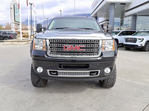 Used 2011 GMC Sierra 3500 Denali image 9