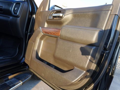 Used 2021 GMC Sierra 1500 SLT image 25