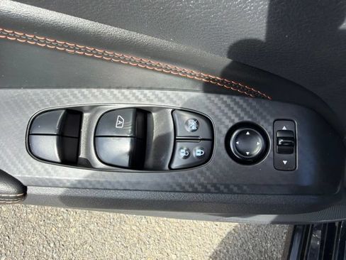 Used 2021 Nissan Altima 2.5 SR FWD image 11