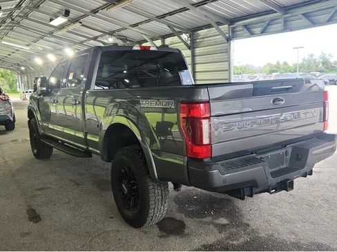 Used 2021 Ford F350 Lariat AWD/4WD image 3