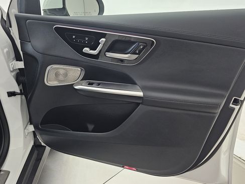 Certified 2024 Mercedes-Benz GLC 300 4MATIC image 17