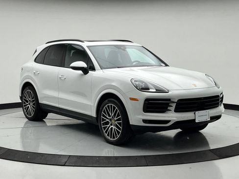 Used 2023 Porsche Cayenne AWD/4WD image 7