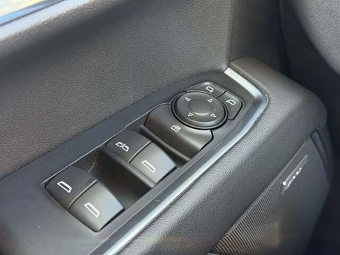 Used 2022 Chevrolet Silverado 1500 LT Trail Boss w/ LT Trail Boss Premium Package image 18