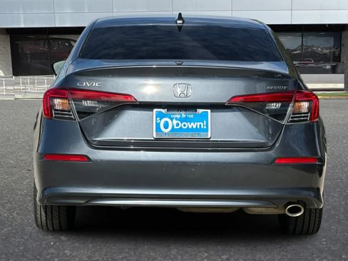 Used 2023 Honda Civic Sport image 8