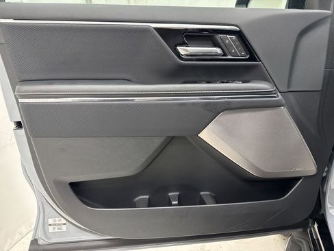 New 2025 GMC Sierra EV Denali image 16