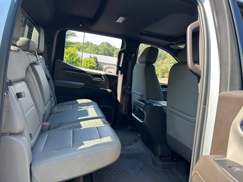Used 2022 Chevrolet Silverado 1500 LTZ w/ LTZ Premium Package AWD/4WD image 53