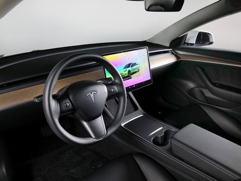Used 2023 Tesla Model 3 Standard Range RWD image 16