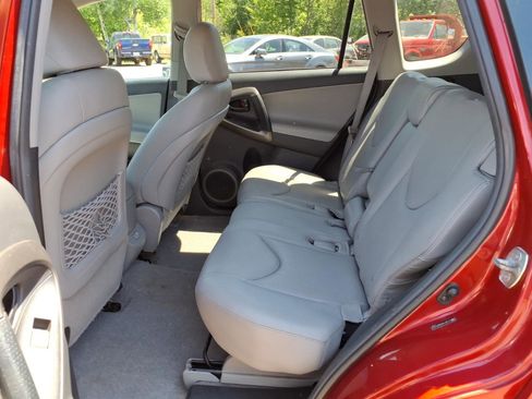 Used 2012 Toyota RAV4 Limited w/ Navigation Value Pkg AWD/4WD image 11