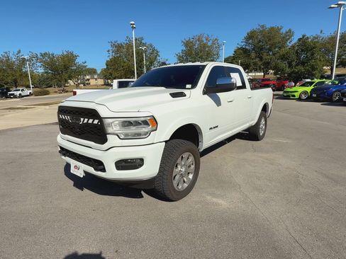 Used 2019 RAM 3500 Laramie image 5