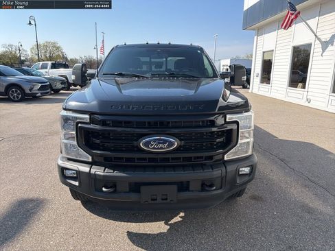 Used 2022 Ford F250 Lariat w/ Lariat Ultimate Package AWD/4WD image 2