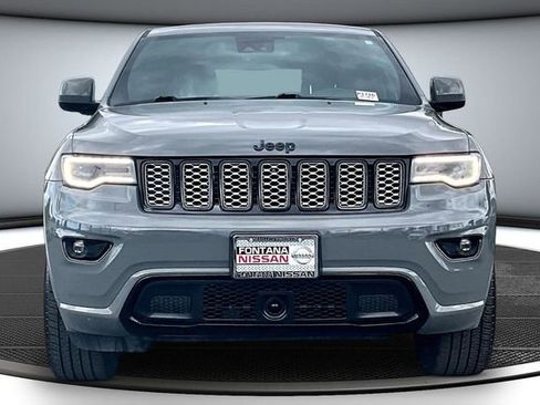 Used 2020 Jeep Grand Cherokee Altitude AWD/4WD image 2
