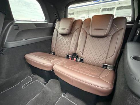 Used 2016 Mercedes-Benz GL 550 4MATIC image 47