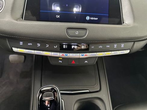 Used 2023 Cadillac XT4 Premium Luxury image 24