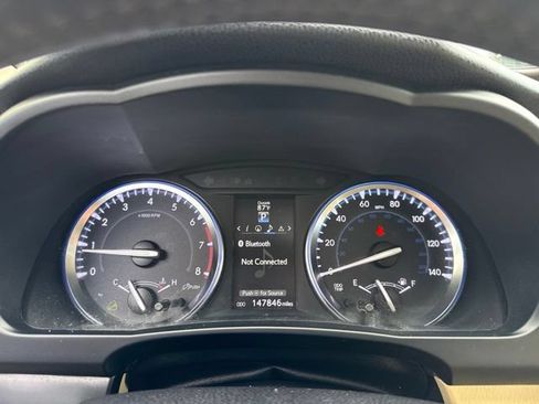 Used 2014 Toyota Highlander XLE AWD/4WD image 21