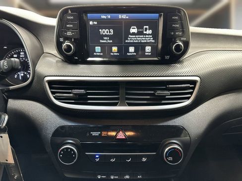Used 2021 Hyundai Tucson SE w/ Cargo Package FWD image 18