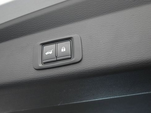 Used 2022 Mitsubishi Outlander SE image 45