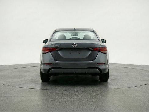 Used 2025 Nissan Sentra SV image 7