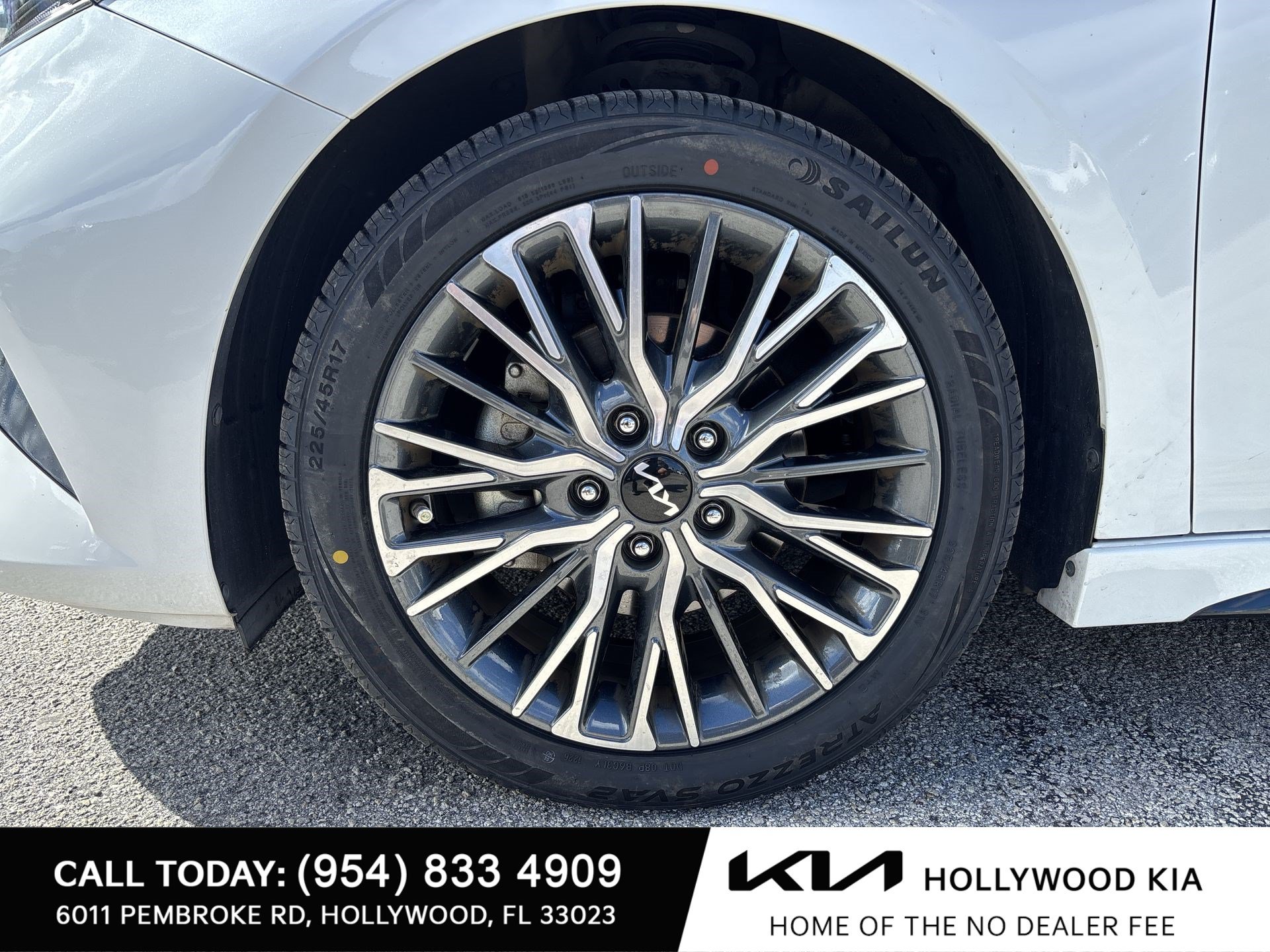 Used 2024 Kia Forte GT-Line w/ GT-Line Premium Package FWD image 19