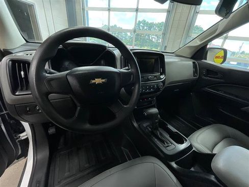 Used 2019 Chevrolet Colorado W/T RWD image 14