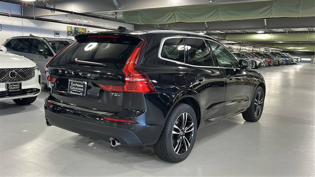 Used 2020 Volvo XC60 T5 Momentum w/ Protection Package Premier AWD/4WD image 4