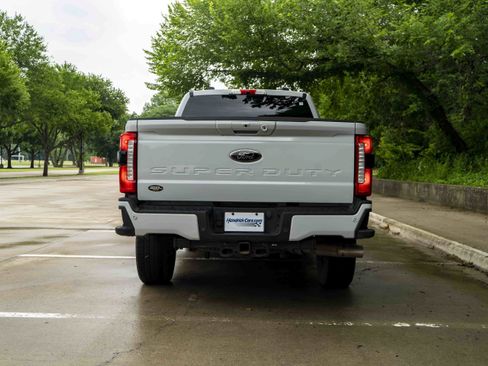 Used 2026 Ford F250 Lariat w/ Black Appearance Package AWD/4WD image 7