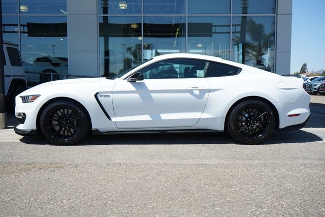 Used 2016 Ford Mustang Shelby GT350 w/ Technology Package RWD image 5