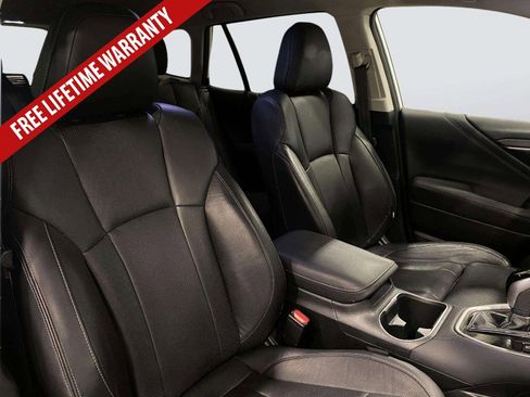 Used 2023 Subaru Outback Touring XT w/ Popular Package #2 AWD/4WD image 32
