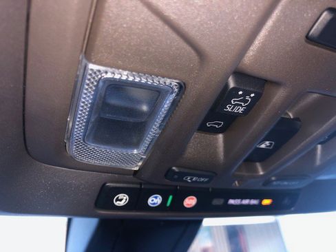 Used 2023 GMC Sierra 3500 Denali w/ Denali Ultimate Package image 14