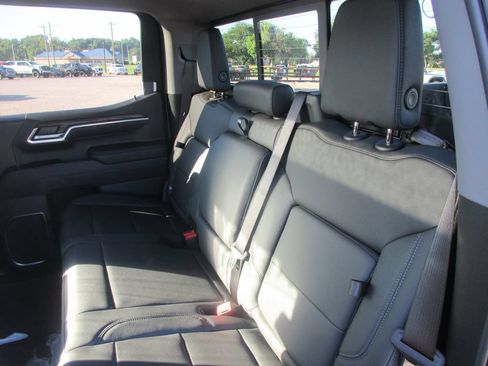New 2026 GMC Sierra 1500 SLT w/ SLT Premium Plus Package AWD/4WD image 13