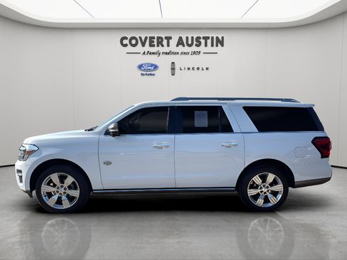 Used 2022 Ford Expedition Max King Ranch AWD/4WD image 2