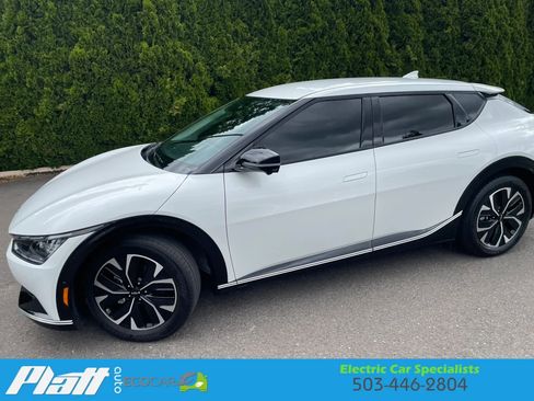 Used 2022 Kia EV6 Wind w/ Wind Technology Package AWD/4WD image 4
