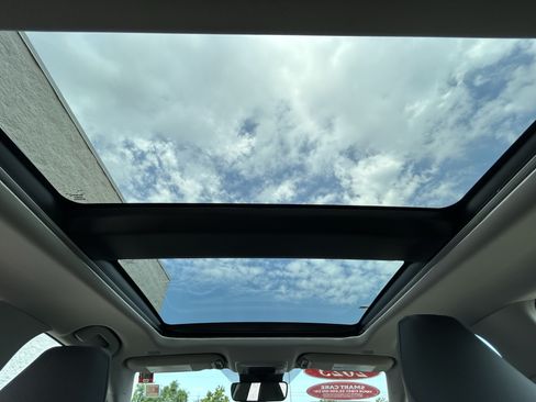 Certified 2025 Toyota Camry XLE FWD image 20