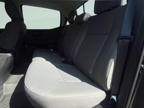 Used 2023 Toyota Tacoma SR AWD/4WD image 10
