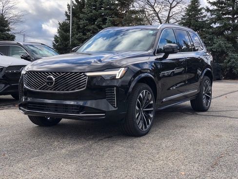 New 2026 Volvo XC90 B6 Plus w/ Protection Package Premier AWD/4WD image 3