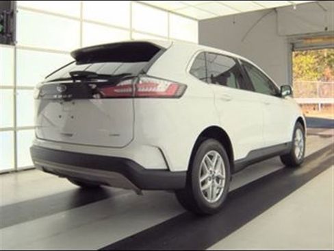 Used 2021 Ford Edge SEL AWD/4WD image 2
