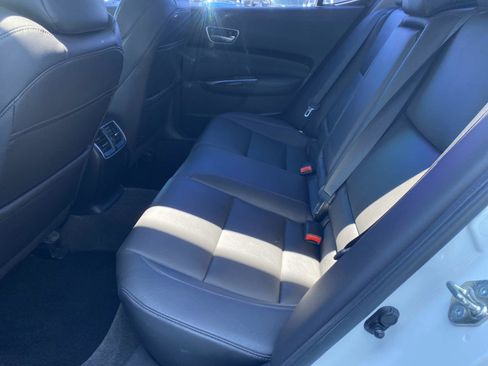 Used 2018 Acura TLX V6 FWD image 12