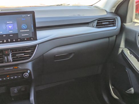 Used 2023 Ford Escape Platinum w/ Premium Technology Package image 19