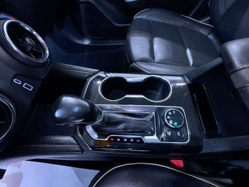 Used 2022 Chevrolet Blazer Premier image 30