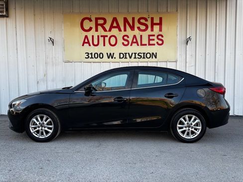 Used 2016 MAZDA MAZDA3 i Sport w/ Preferred Equipment Package image 30